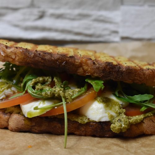 Pesto-s extra szendvics